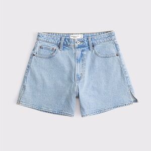 Abercrombie & Fitch Curve Love The Dad Shorts